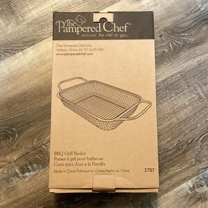 New-The Pampered Chef Grill Basket - Black Handles